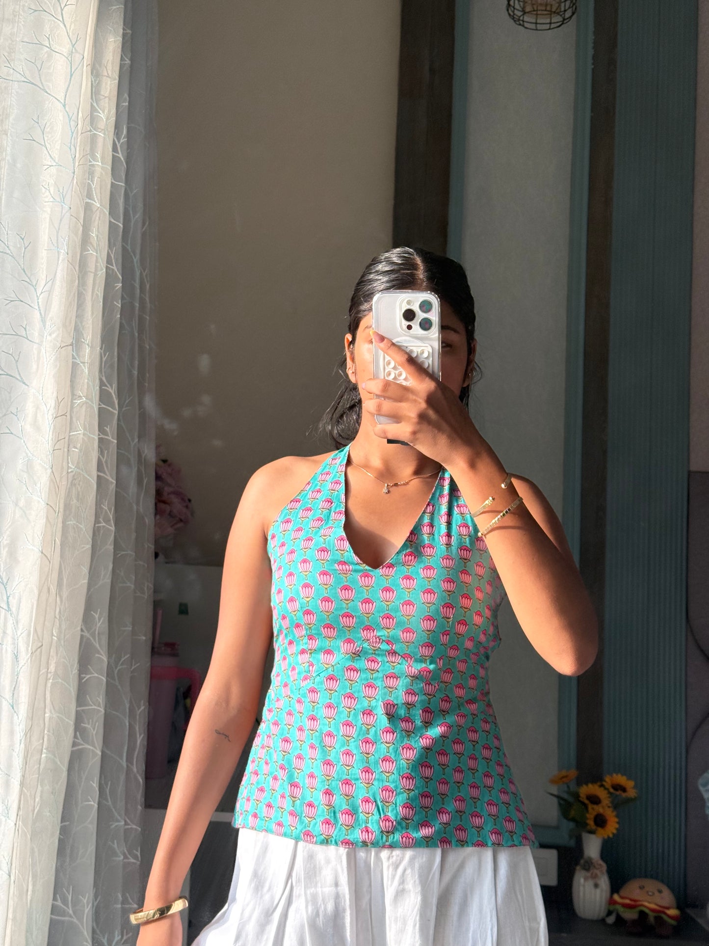 TWO-IN-ONE REVERSIBLE TOP