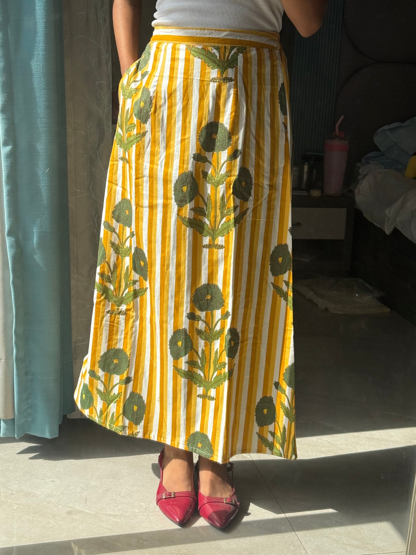 MUSK YELLOW SKIRT