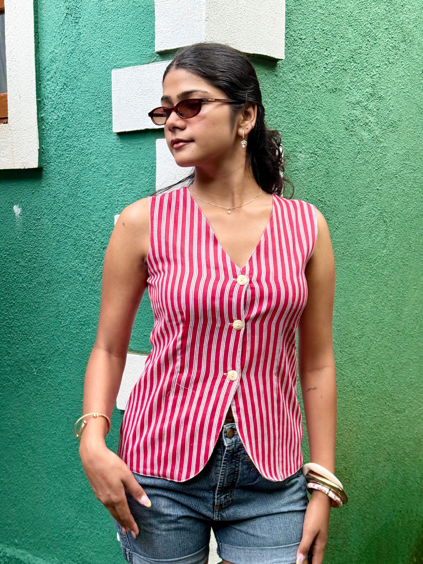 AURA VEST TOP