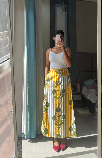 MUSK YELLOW SKIRT