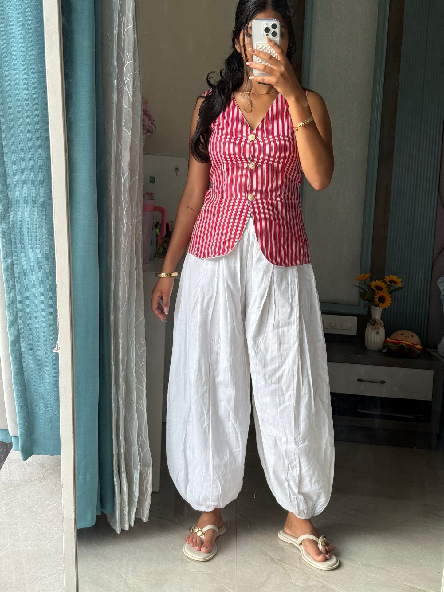 AURA VEST WITH BALOON PANTS Set