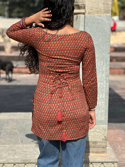 RUBY SQUARE NECK KURTI