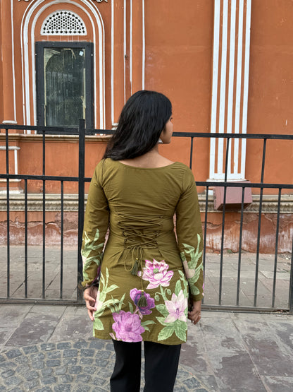 RANGREZ SWEETHEART NECK KURTI