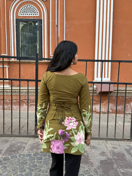 RANGREZ SWEETHEART NECK KURTI