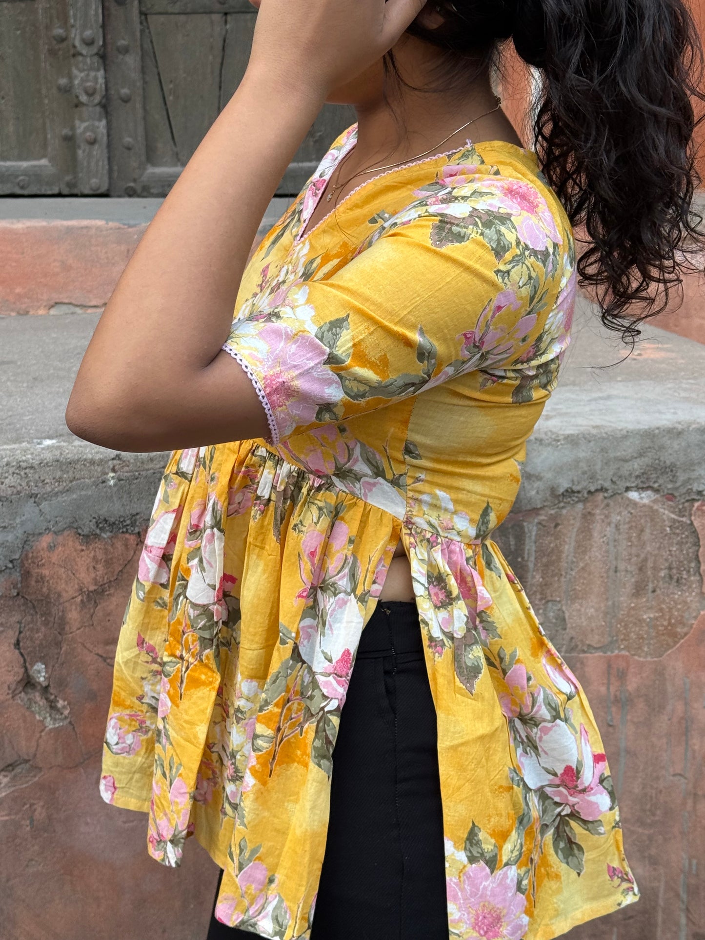 MEHR ROUND KURTI