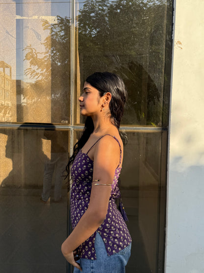 ADAA SLEEVELESS KURTI