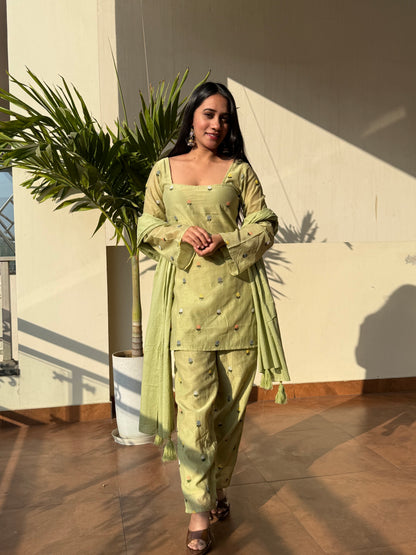 HINA MUL-CHANDERI KURTI SET