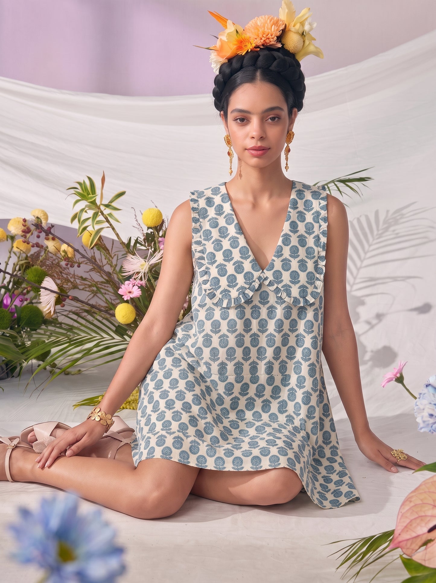 LISA COLLAR DRESS