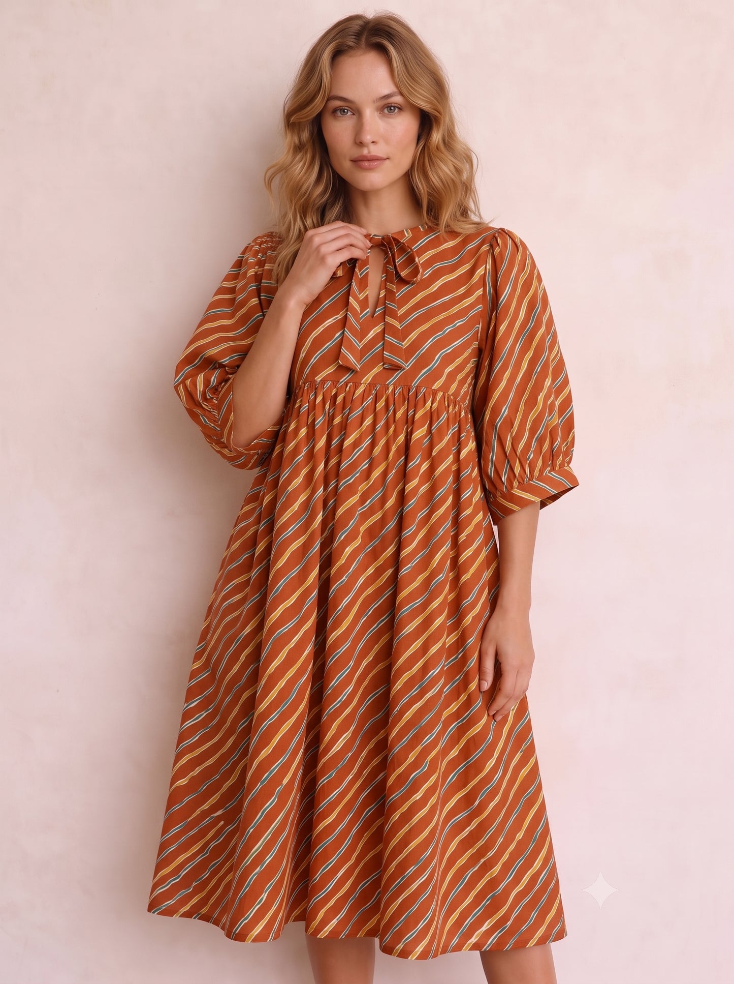 SUNSET LEHER MIDI DRESS